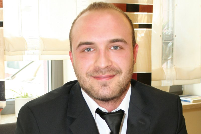 Patrick Bajorek, Bestattungsfachkraft
